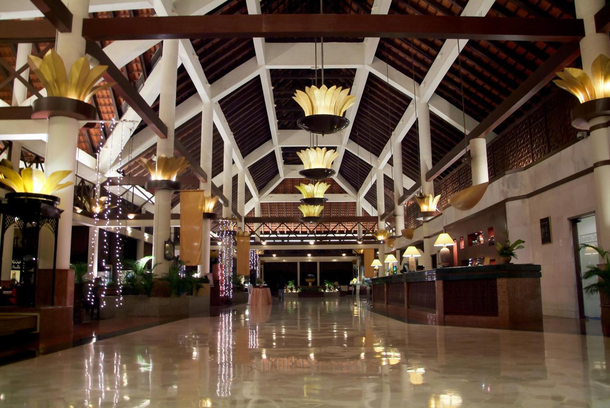 Le Grandeur Palm Resort Johor Kulai Exteriör bild