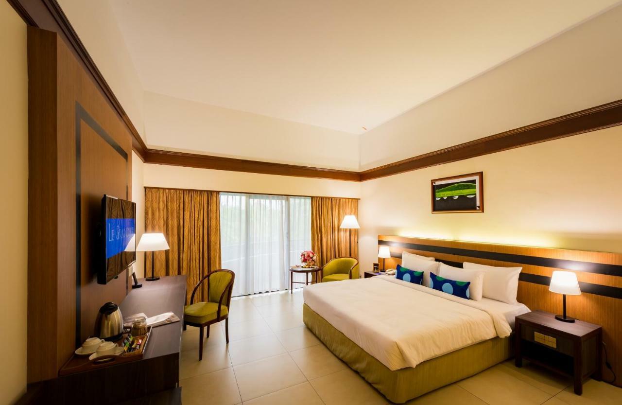 Le Grandeur Palm Resort Johor Kulai Exteriör bild